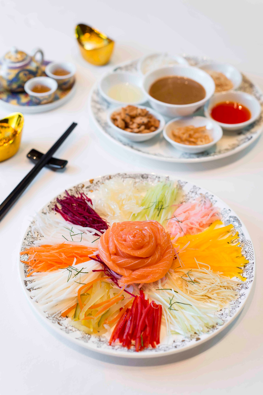 PBK_ChineseNewYear_Yu Shang Salmon Sashimi with Shredded Mixed Vegetables(1)